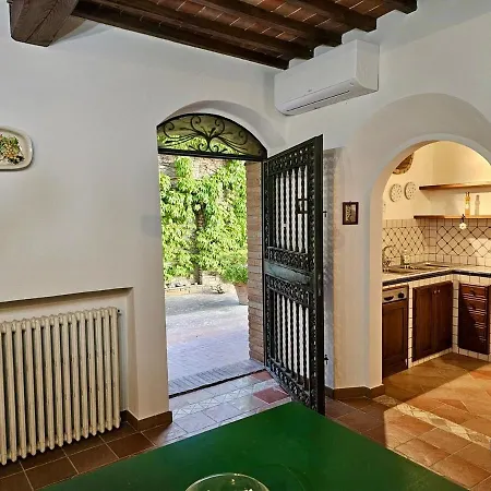 Apartment Viola - Azienda Agricola Sotto Il Masso *